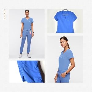 JAANUU Scrub Set